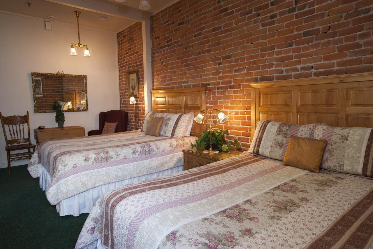 The Bishop Hotel พอร์ตทาวเซนด์ ภายนอก รูปภาพ